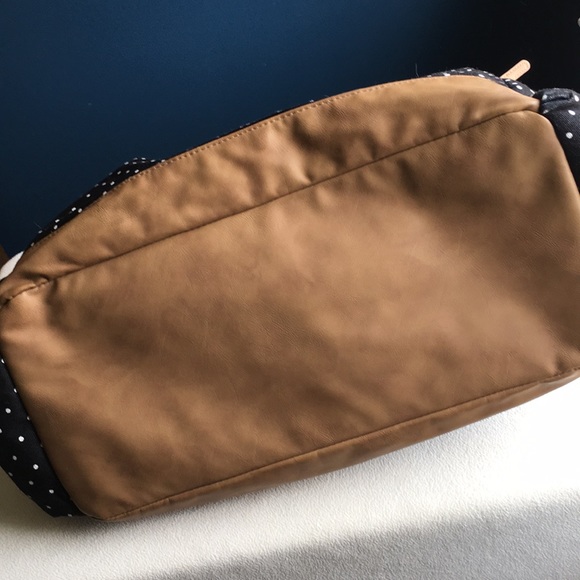 Extra large Mud Pie Black / white dot diaper bag - Picture 2 of 8